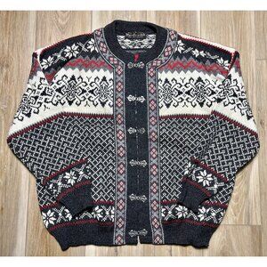 Vintage Nordstrikk Virgin Wool Pewter Clasp Cardigan Sweater - Size Medium